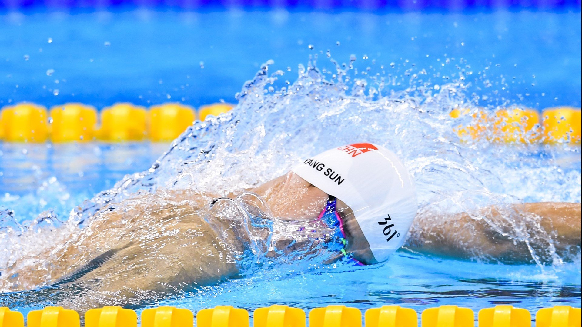 亚特兰大狂胜突尼斯，美加墨世界杯焦点战中的战术革命与足球新秩序