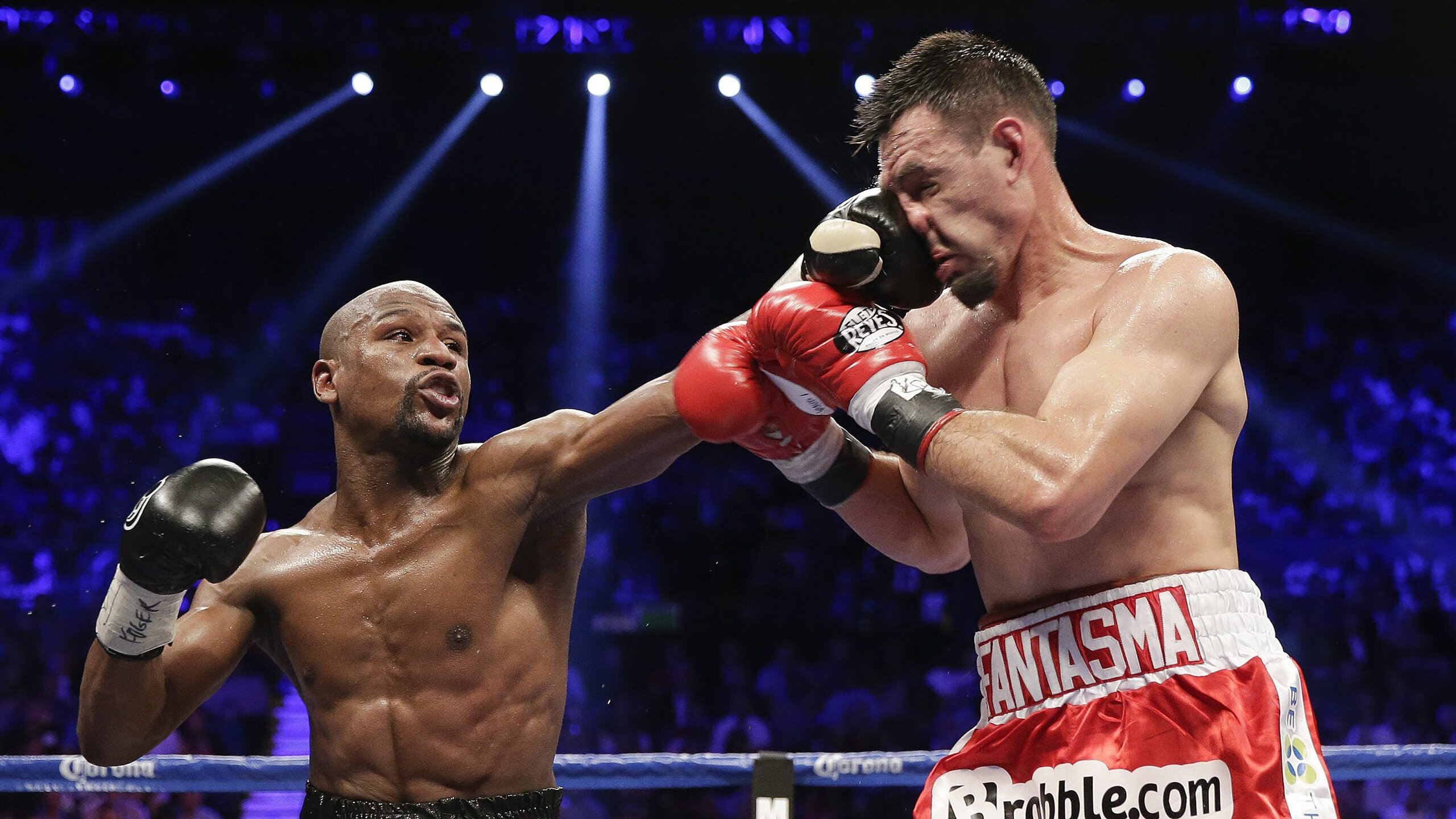 绿茵场外的德比，沙特掀翻冰岛背后的足球全球化新棋局